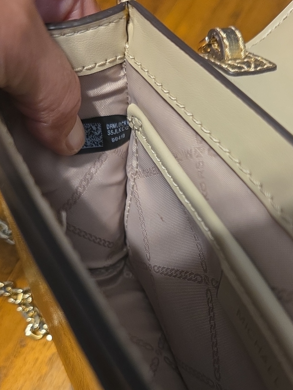 Michael Kors NWT Gold Metallic Crossbody Clutch - Picture 15 of 16